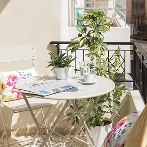  Apartment Effie's Cozy Old Town