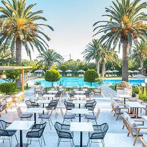 4* Hotel May Beach Hotel